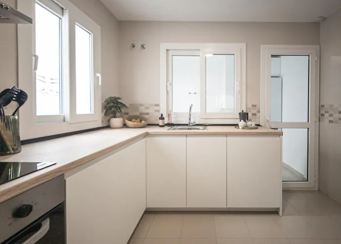 Casa Happy - Renovada, Amplia Familias Y Amigos Estepona